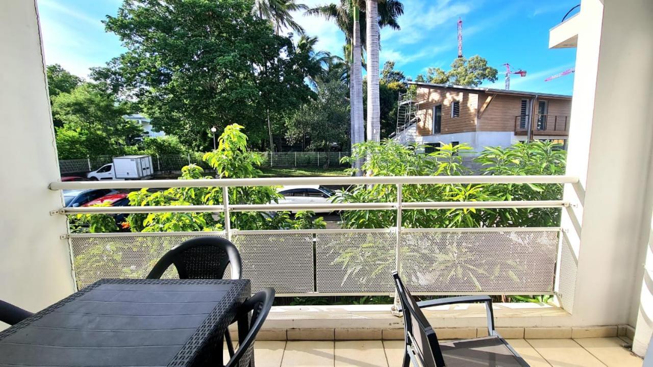 Studio Moderne, Centre-Ville, Au Calme, Parking Prive La Possession Exterior foto